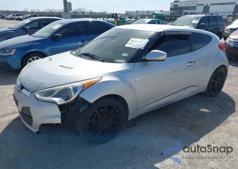 2012 Hyundai Veloster Base W/Gray z USA, uszkodzony, nr VIN KMHTC6AD7CU021588